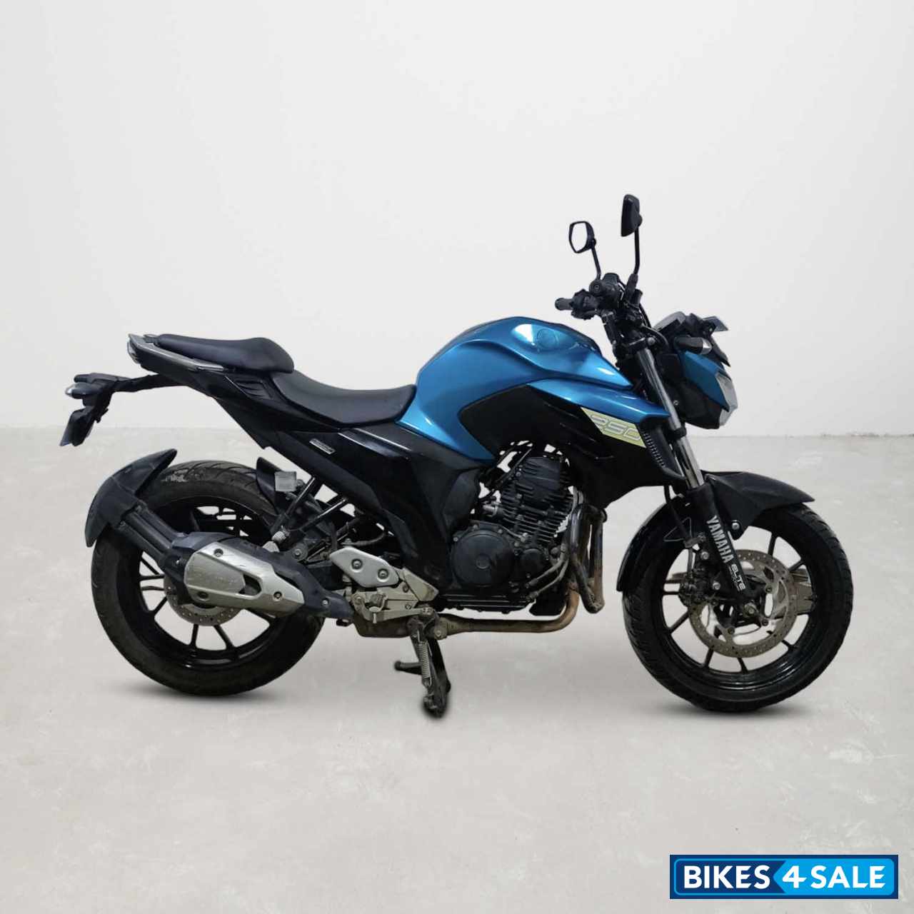 Yamaha FZ25
