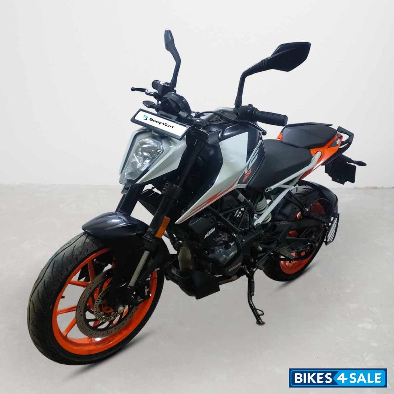 KTM Duke 125