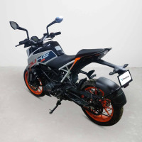 KTM Duke 125