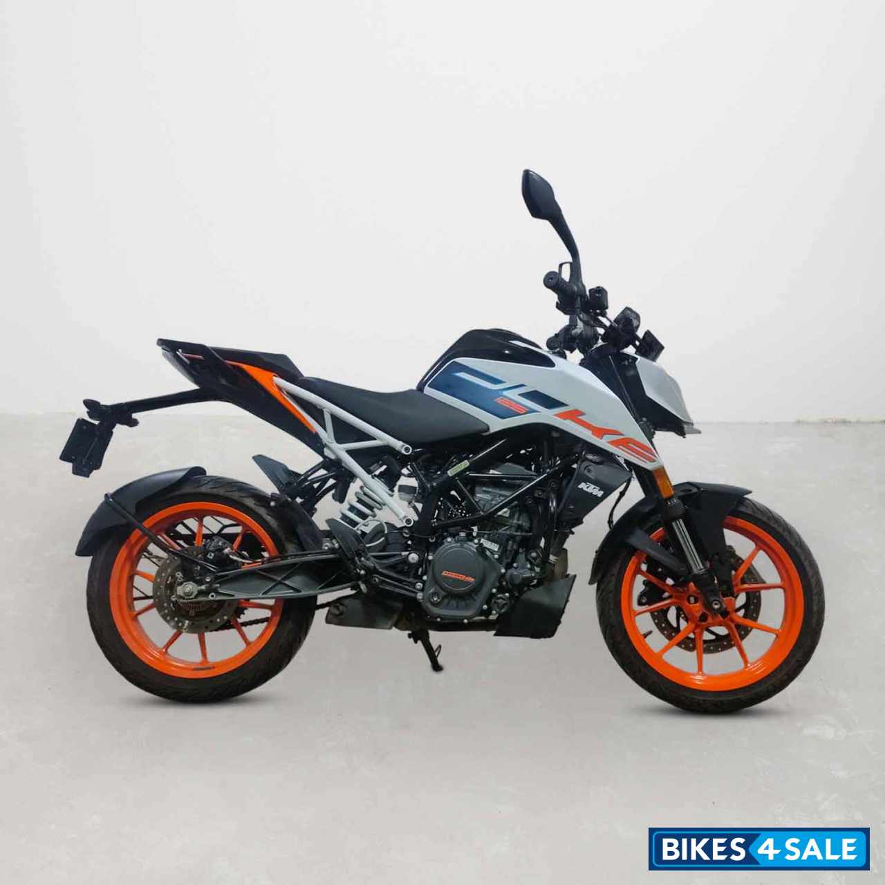 KTM Duke 125
