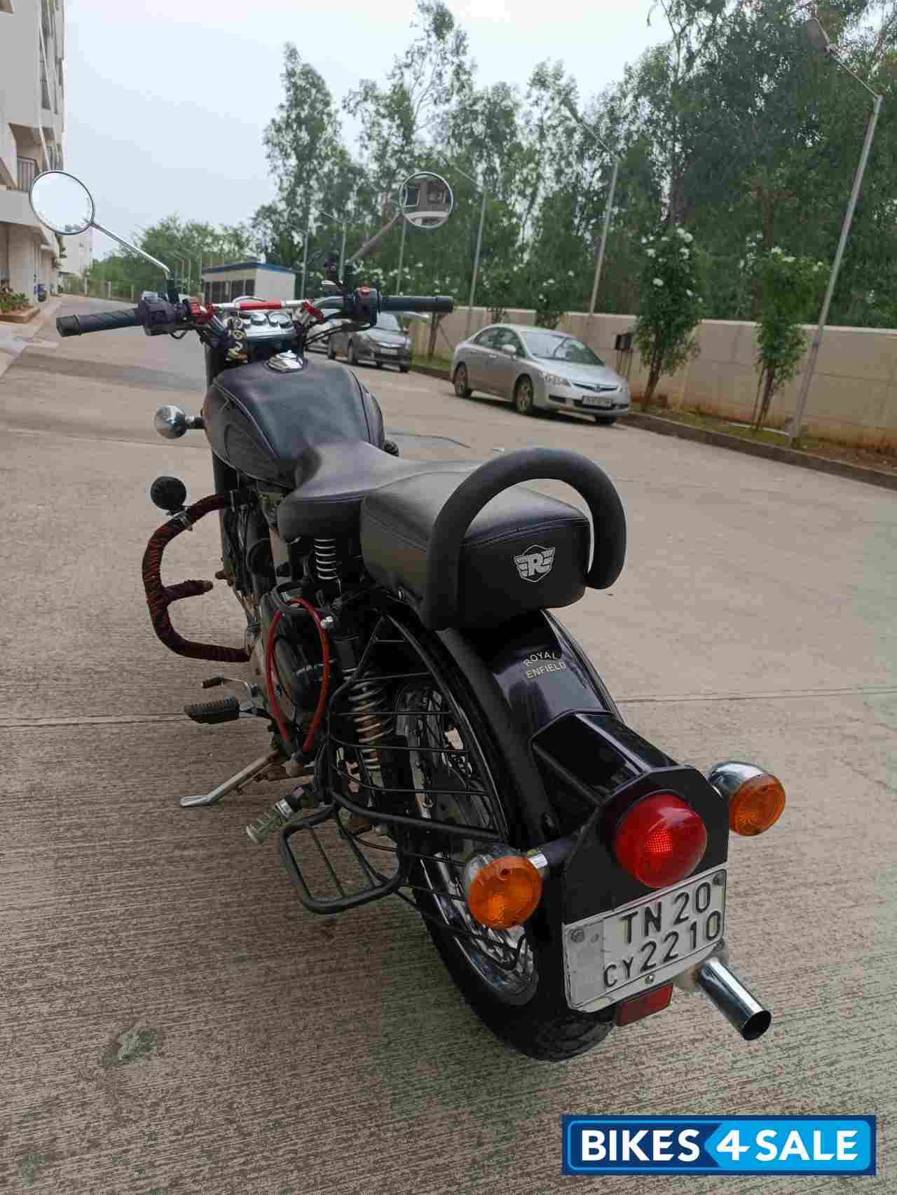 Royal Enfield Classic 500