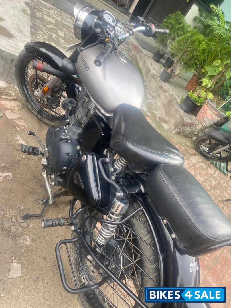 Royal Enfield Classic 350