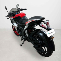 Bajaj Pulsar RS 200