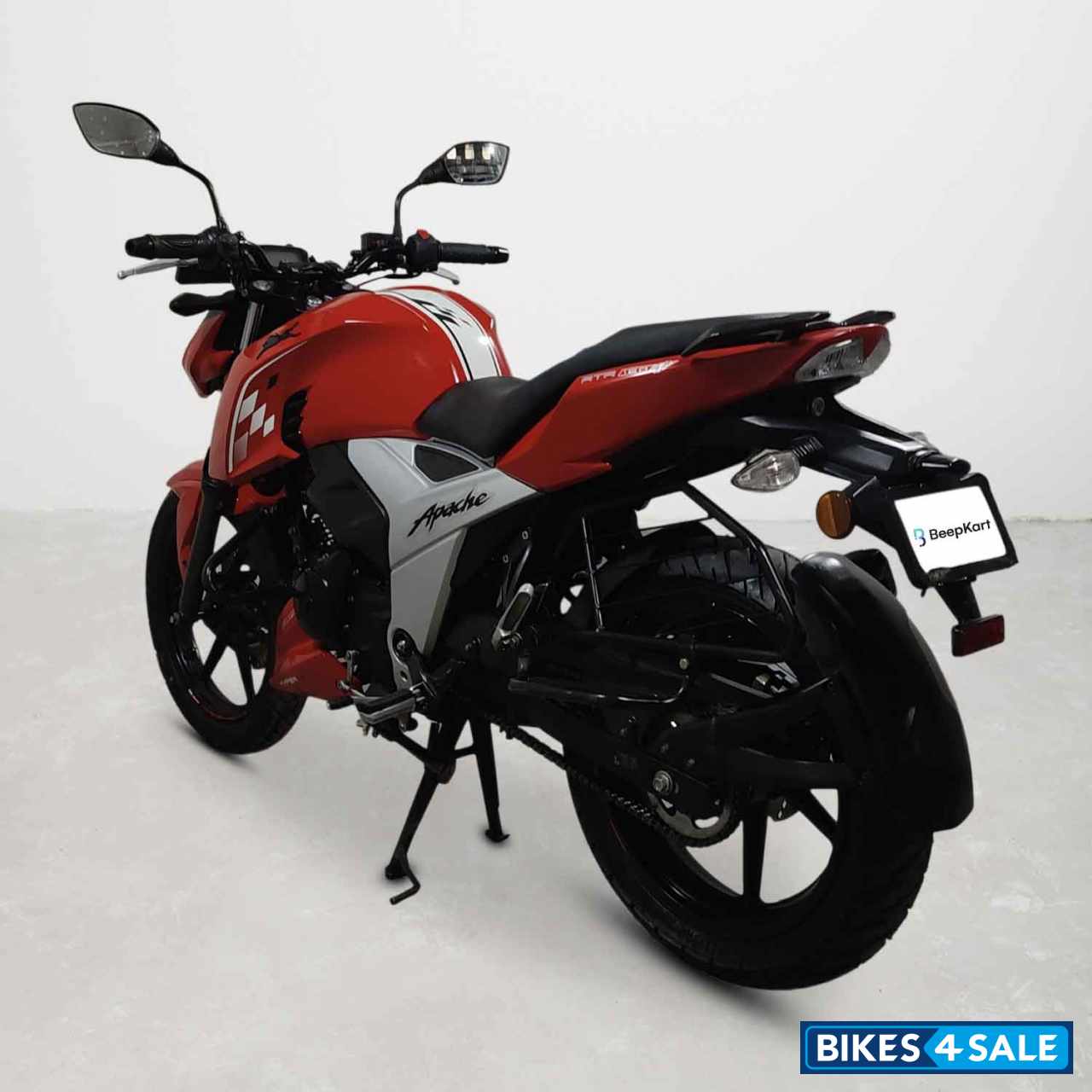 TVS Apache RTR 160 4V