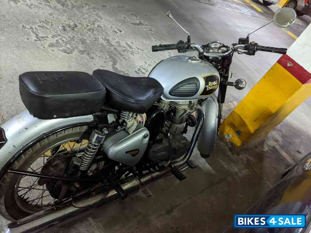Silver Royal Enfield Classic 350