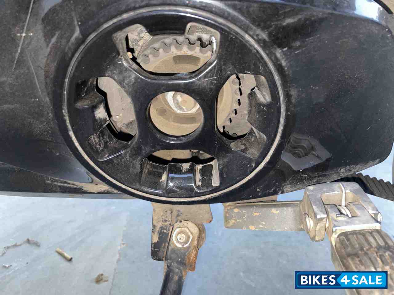 Revolt RV 400 Revolt RV 400