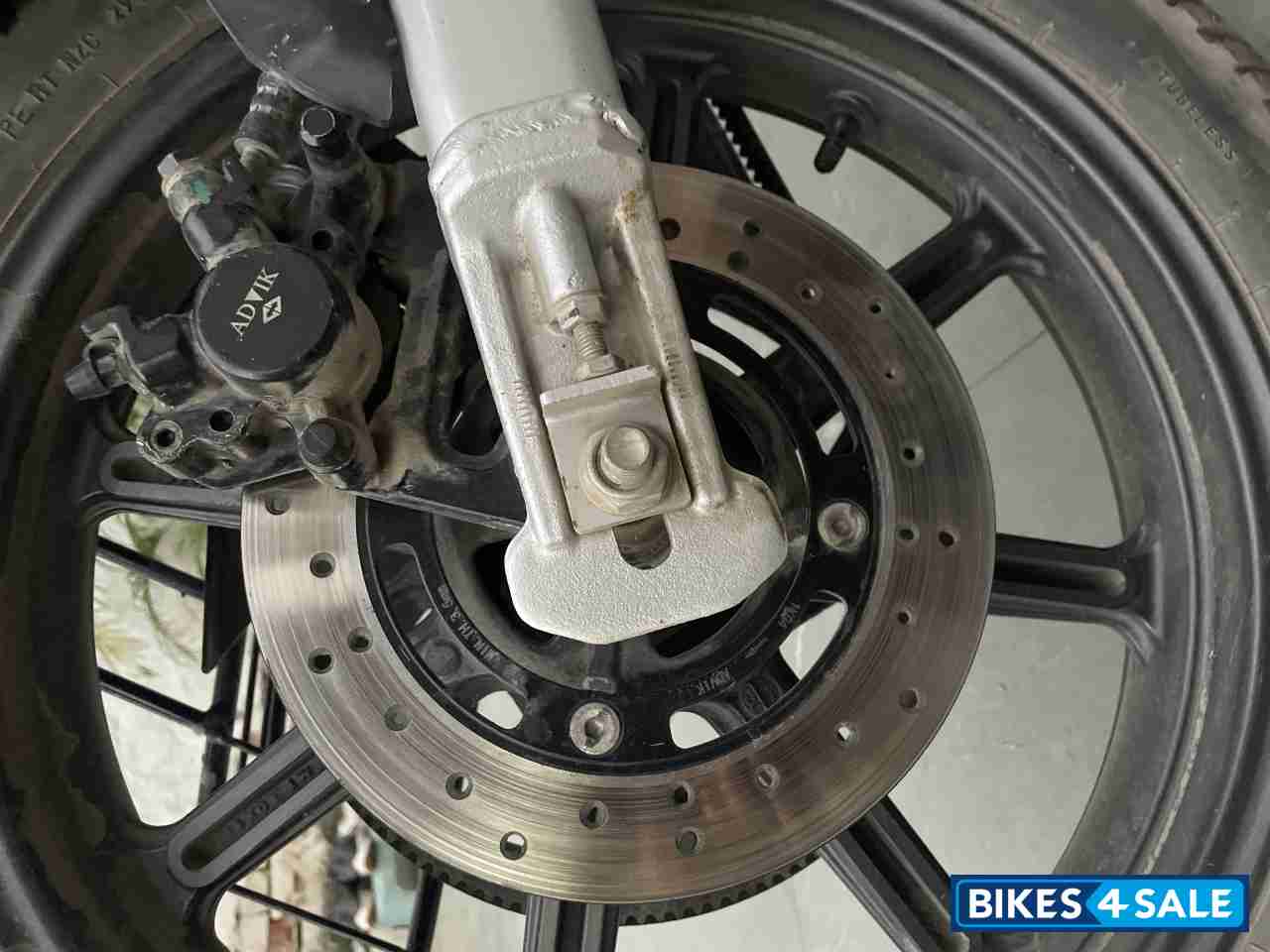 Revolt RV 400 Revolt RV 400