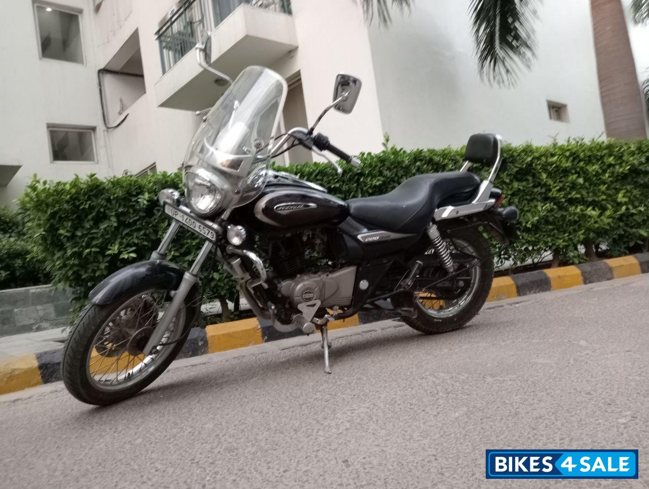Bajaj Avenger Cruise 220