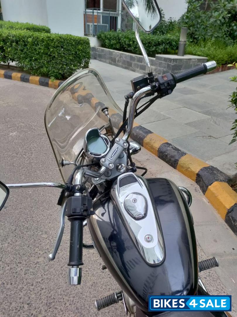 Bajaj Avenger Cruise 220