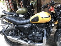 Yezdi Scrambler Dual Tone
