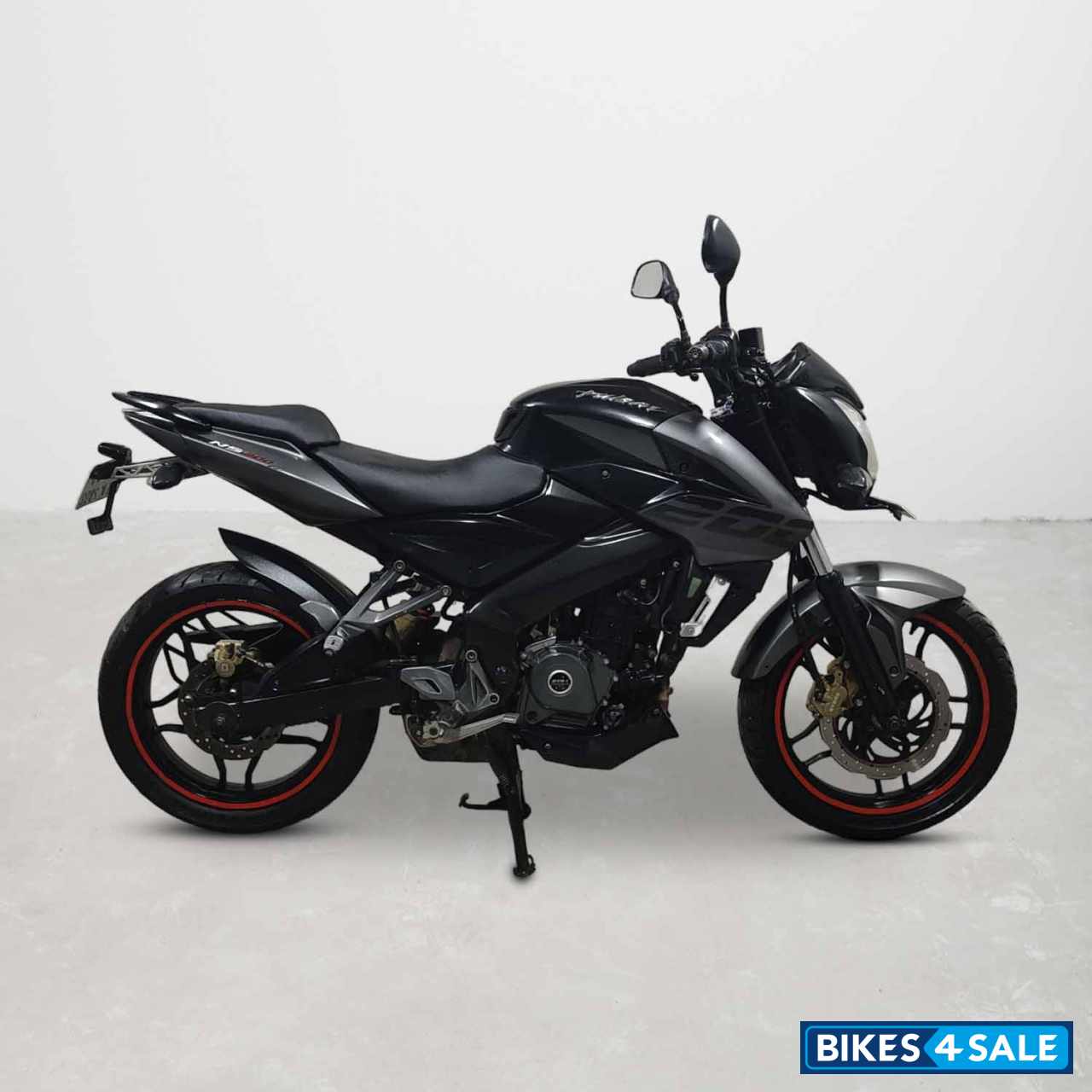 Bajaj Pulsar NS200