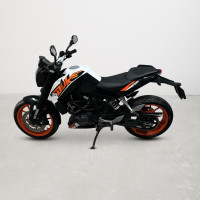 KTM Duke 125