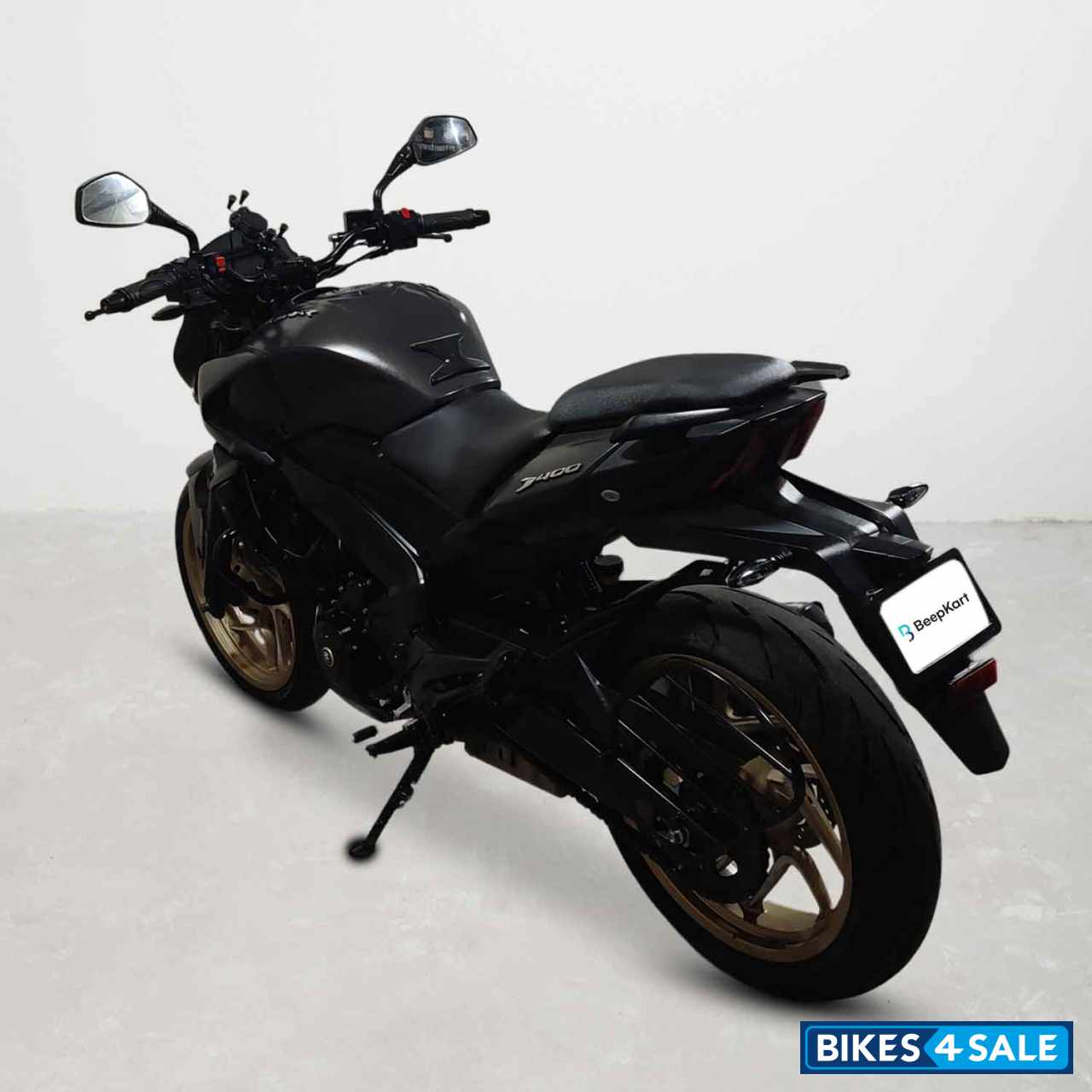 Bajaj Dominar 400
