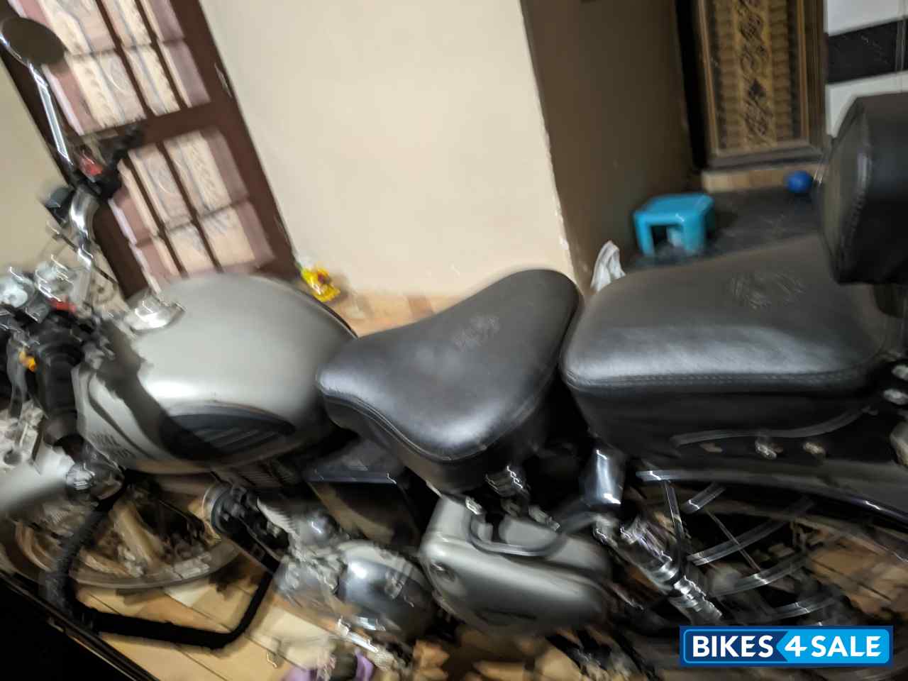 Royal Enfield Classic Gunmetal Grey