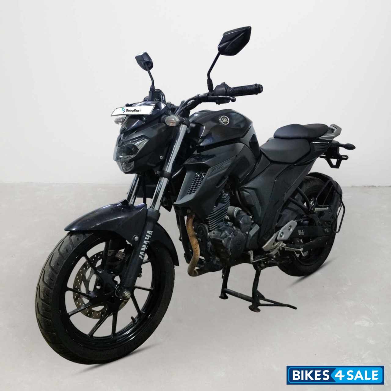 Yamaha FZ25