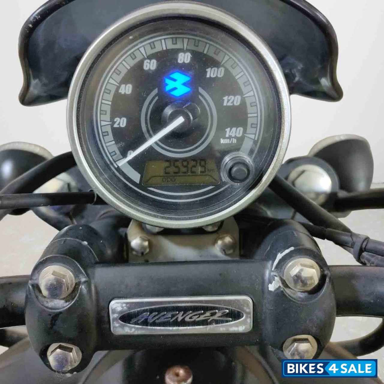 Bajaj Avenger Street 180