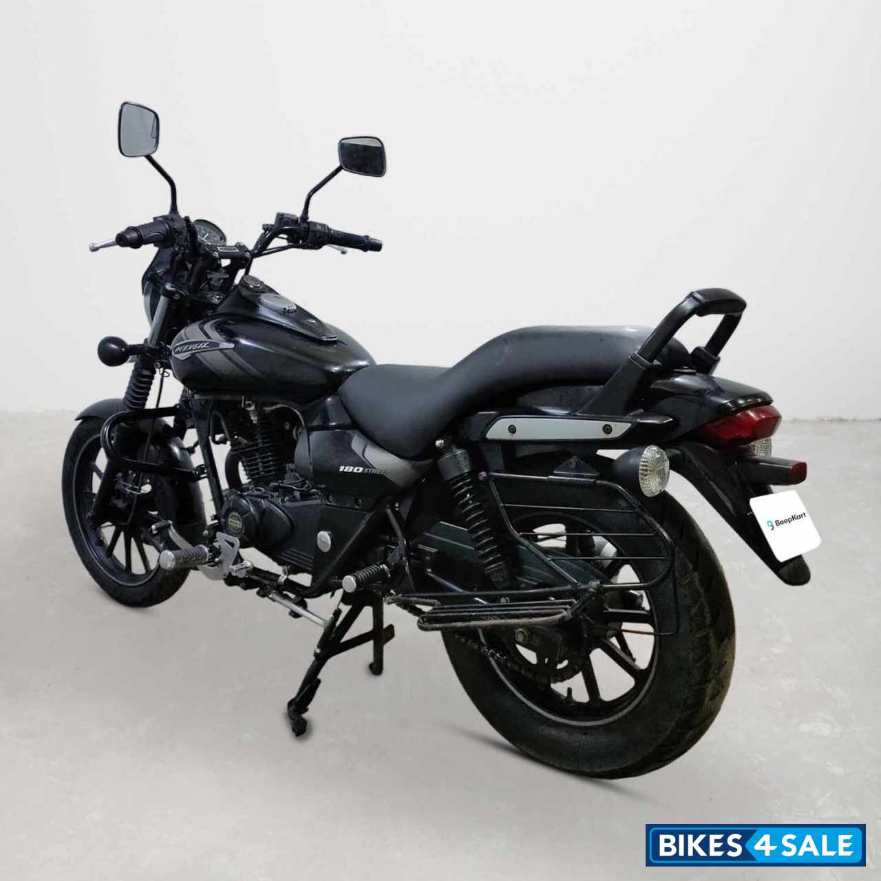 Bajaj Avenger Street 180