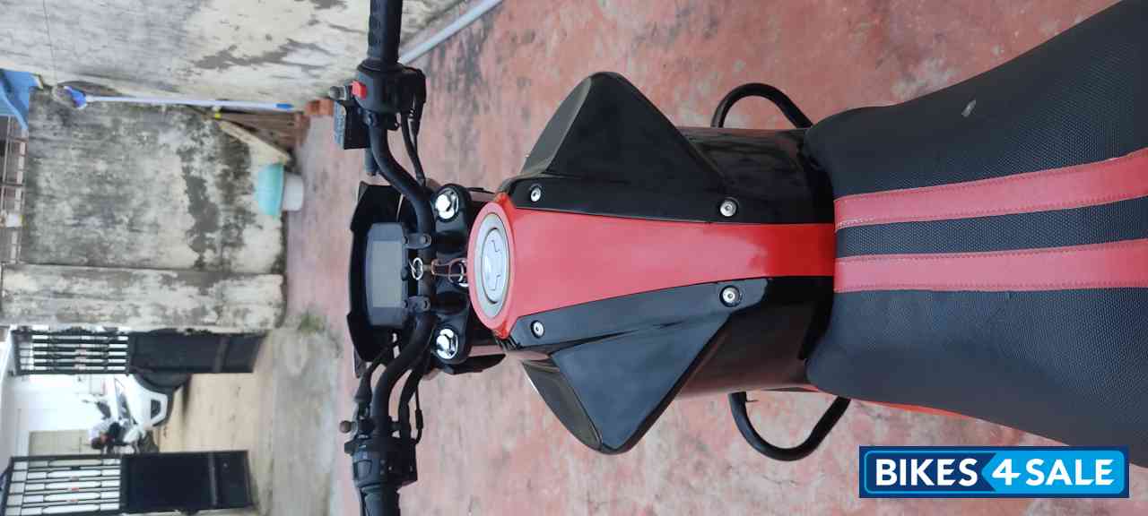 Red And Black Suzuki Gixxer 150