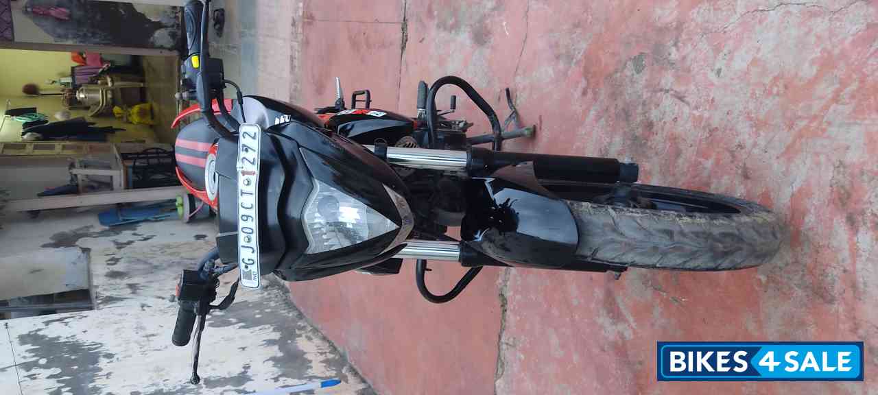 Red And Black Suzuki Gixxer 150