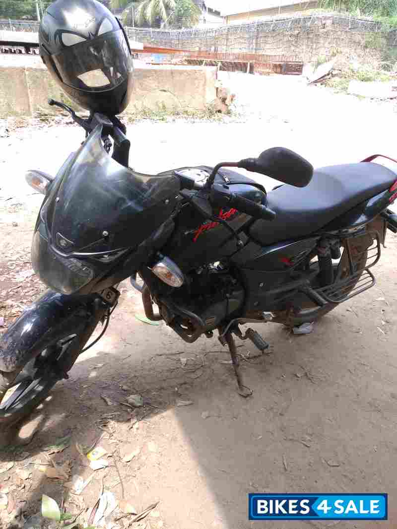 Bajaj Pulsar 150 Neon