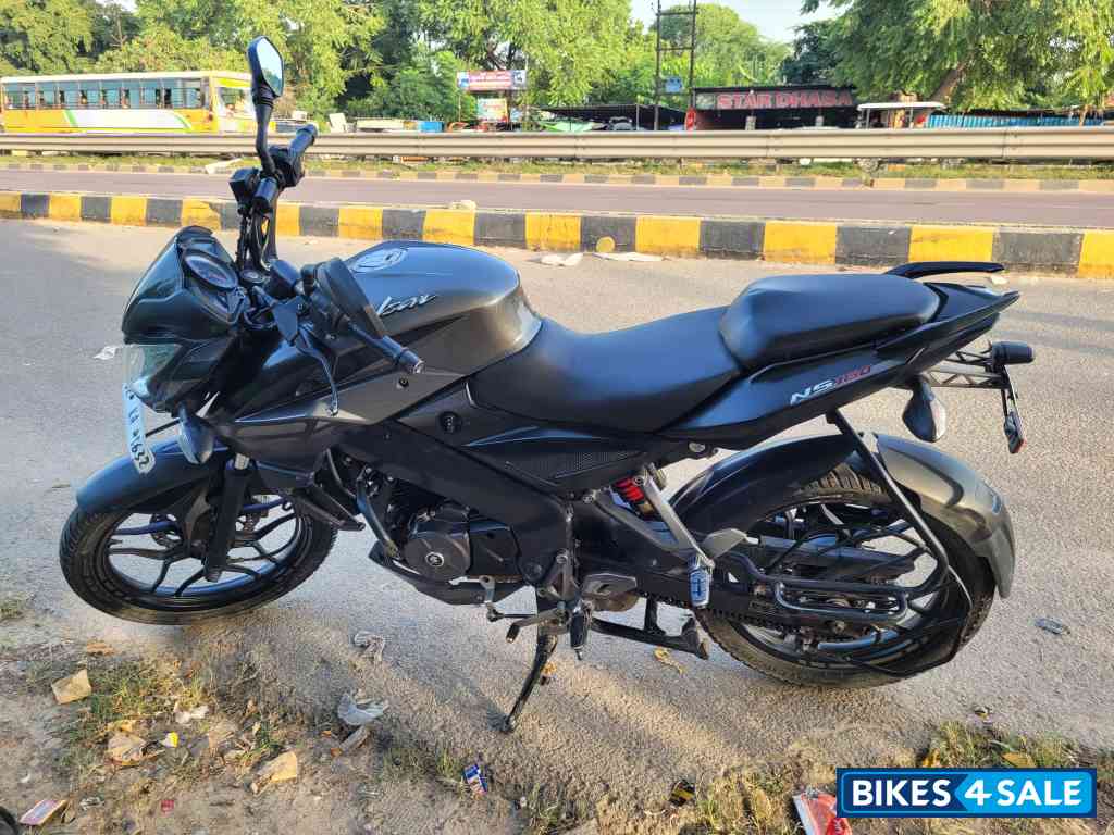 Bajaj Pulsar NS 160
