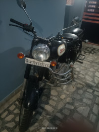 Royal Enfield Classic 350 2017 Model