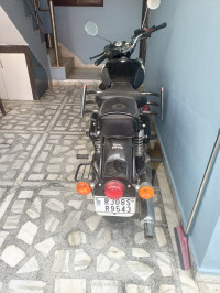 Black Royal Enfield Classic 350