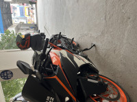 Black & Orange KTM RC 390