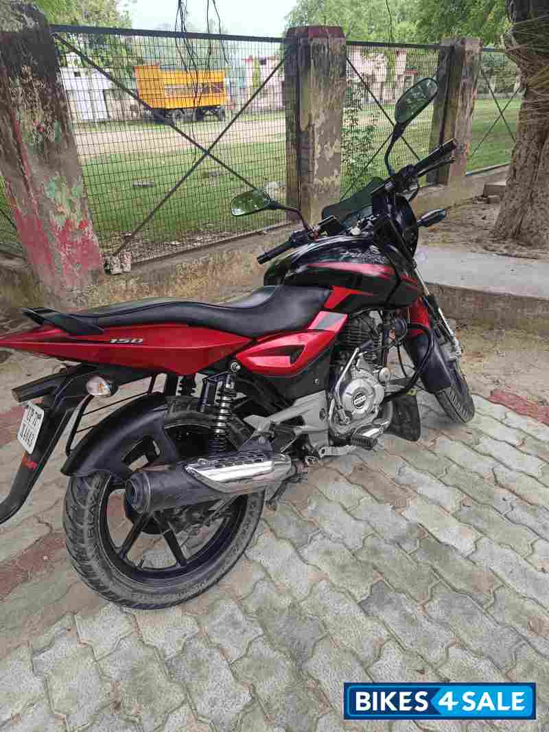 Bajaj Pulsar P150
