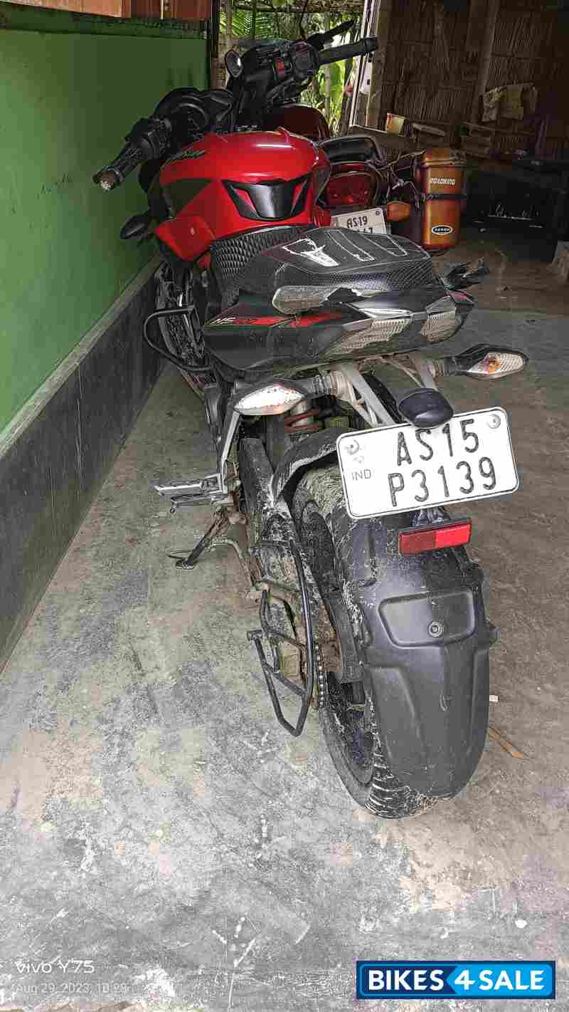 Bajaj Pulsar 200 NS