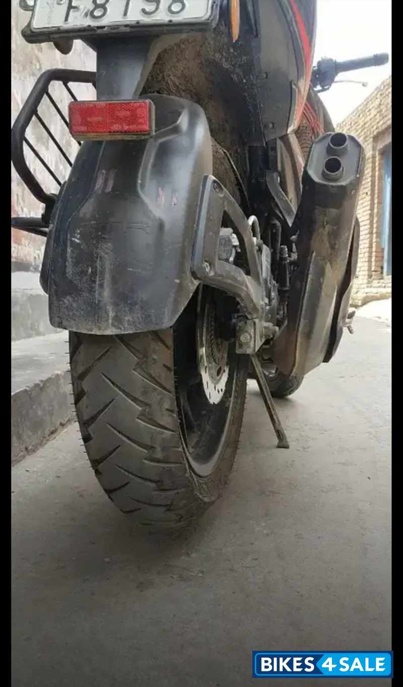 Black TVS Apache RTR 200 4V ABS Race Edition 2.0