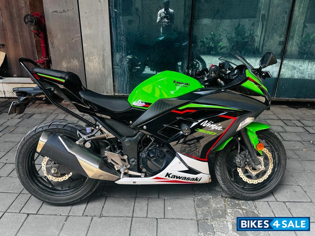 Kawasaki Ninja 300R