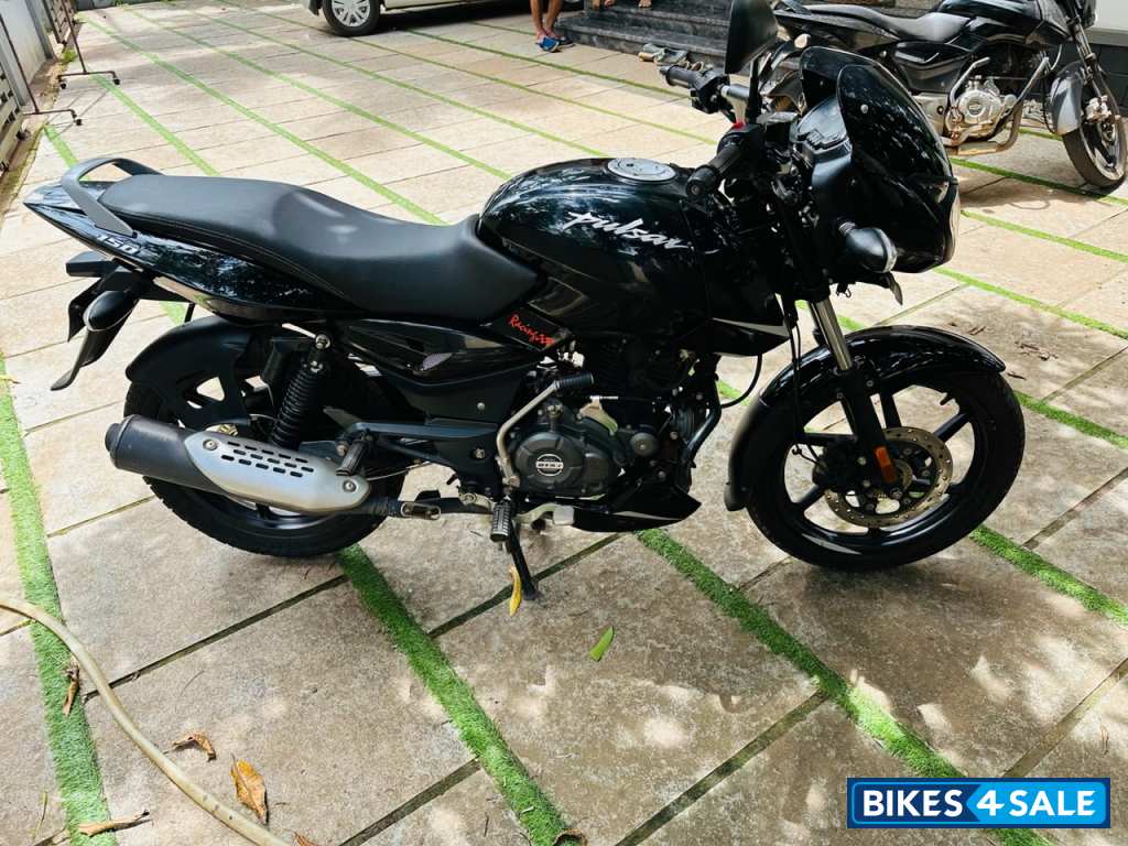 Bajaj Pulsar 150 BS6