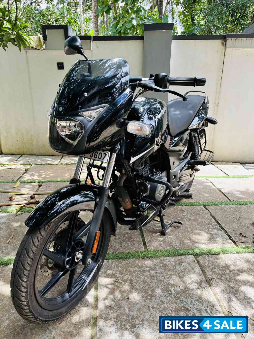 Bajaj Pulsar 150 BS6