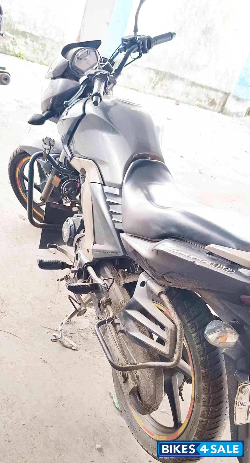 Grey Honda CB Unicorn 160