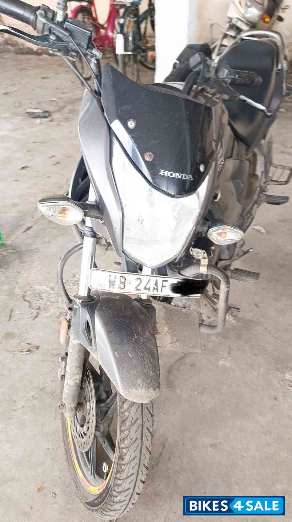 Grey Honda CB Unicorn 160