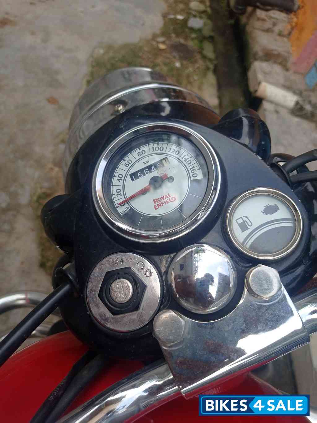 Royal Enfield Classic 350 Redditch Red