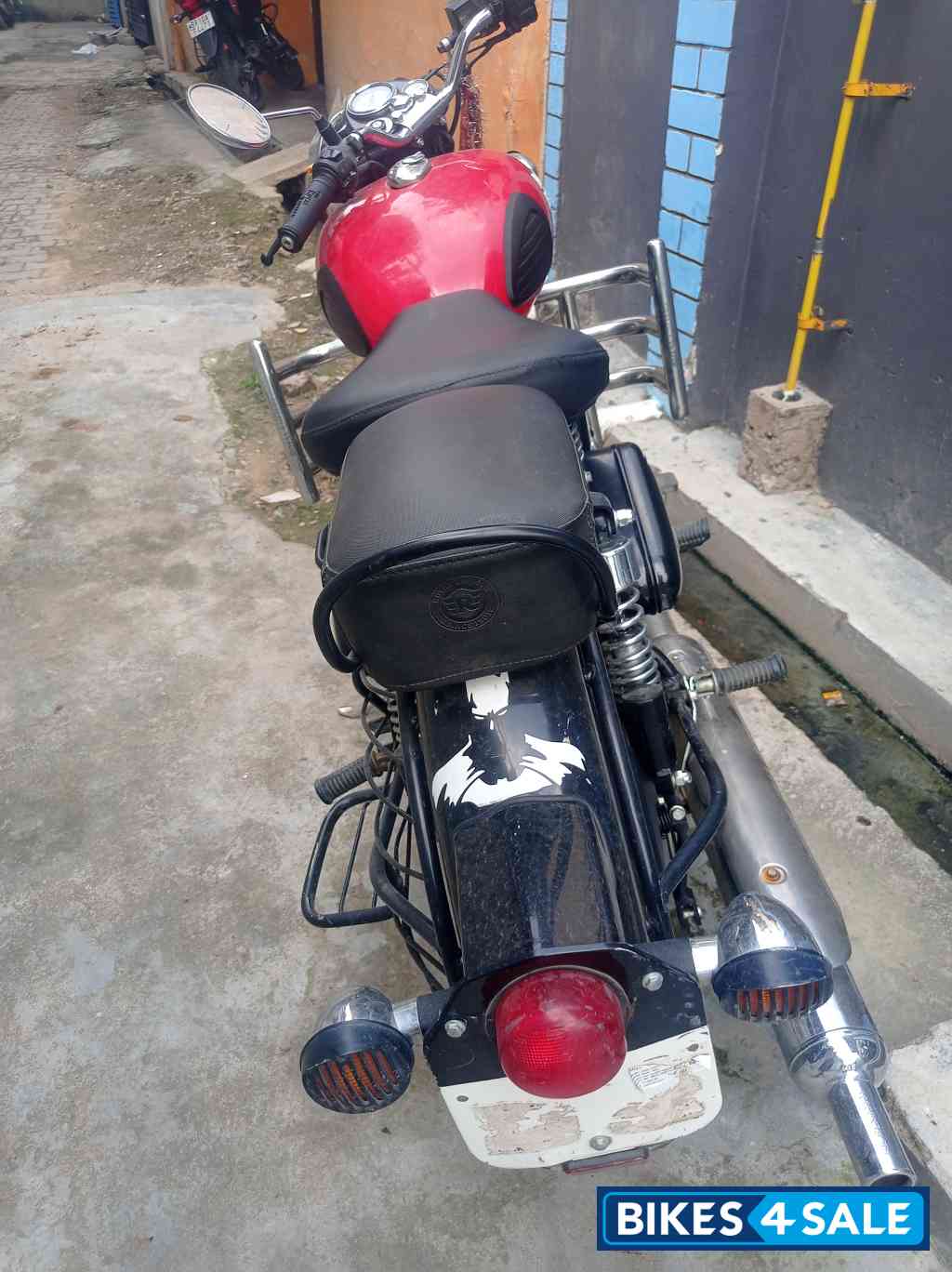 Royal Enfield Classic 350 Redditch Red