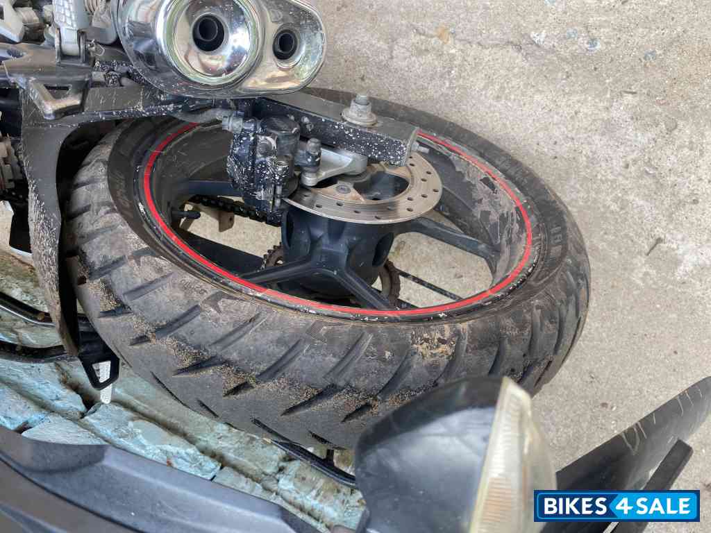 Black Suzuki Gixxer 150