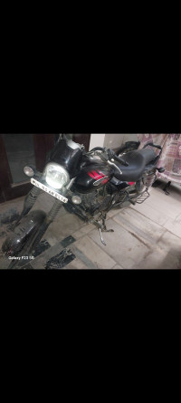 Bajaj Avenger Street 220