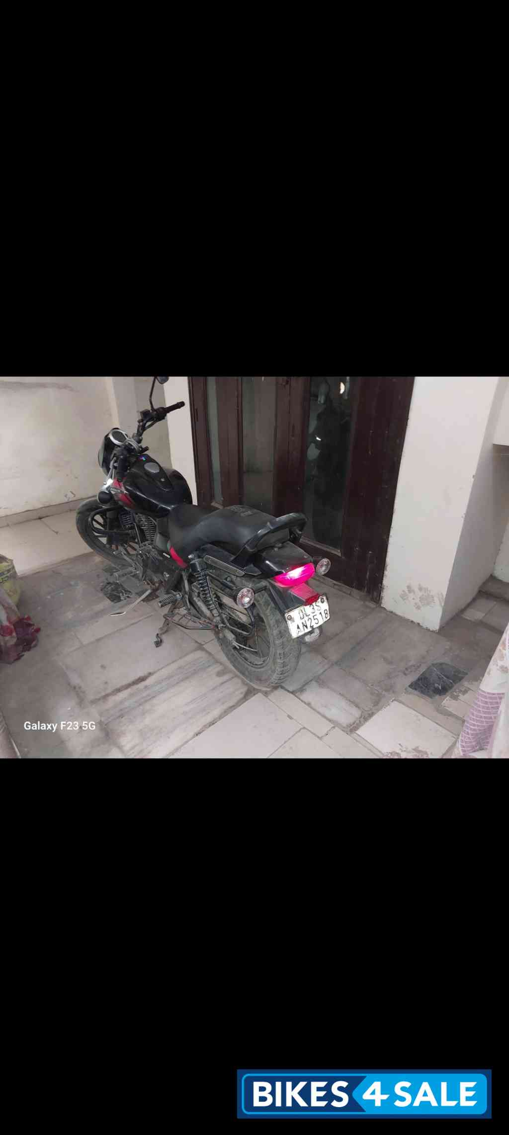 Bajaj Avenger Street 220