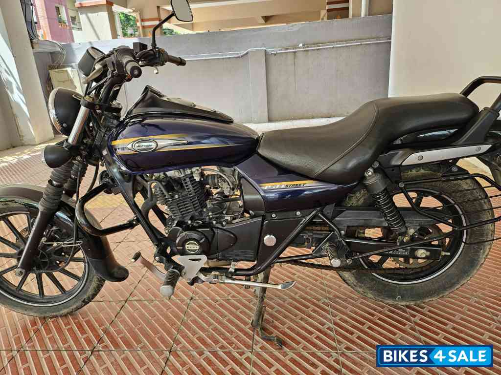 Bajaj Avenger Street 150