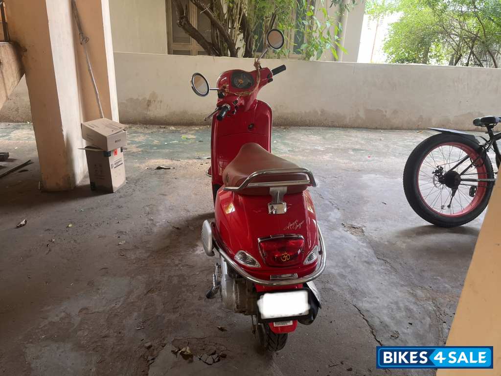 Red Dragon Vespa ZX 125