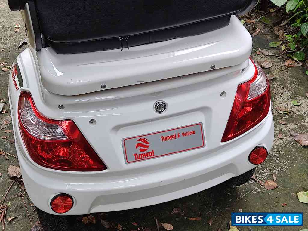 Cream White Tunwal Storm ZX Advance 2 Cream White Tunwal Storm ZX Advance 2