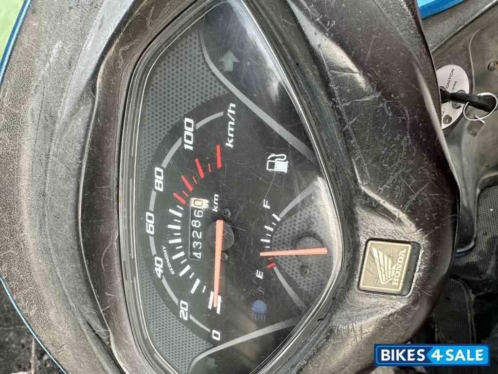 Blue Honda Activa 4G