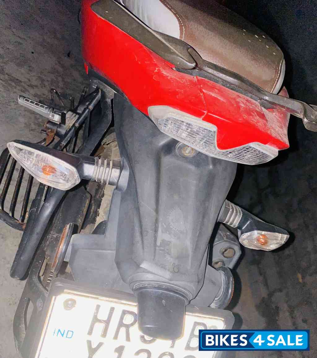 TVS Apache RTR 160 4V