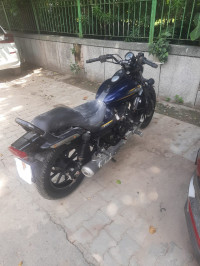 Blue Bajaj Avenger Street 150