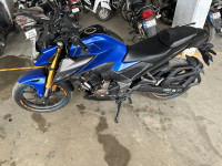 Honda CB300F Deluxe Pro