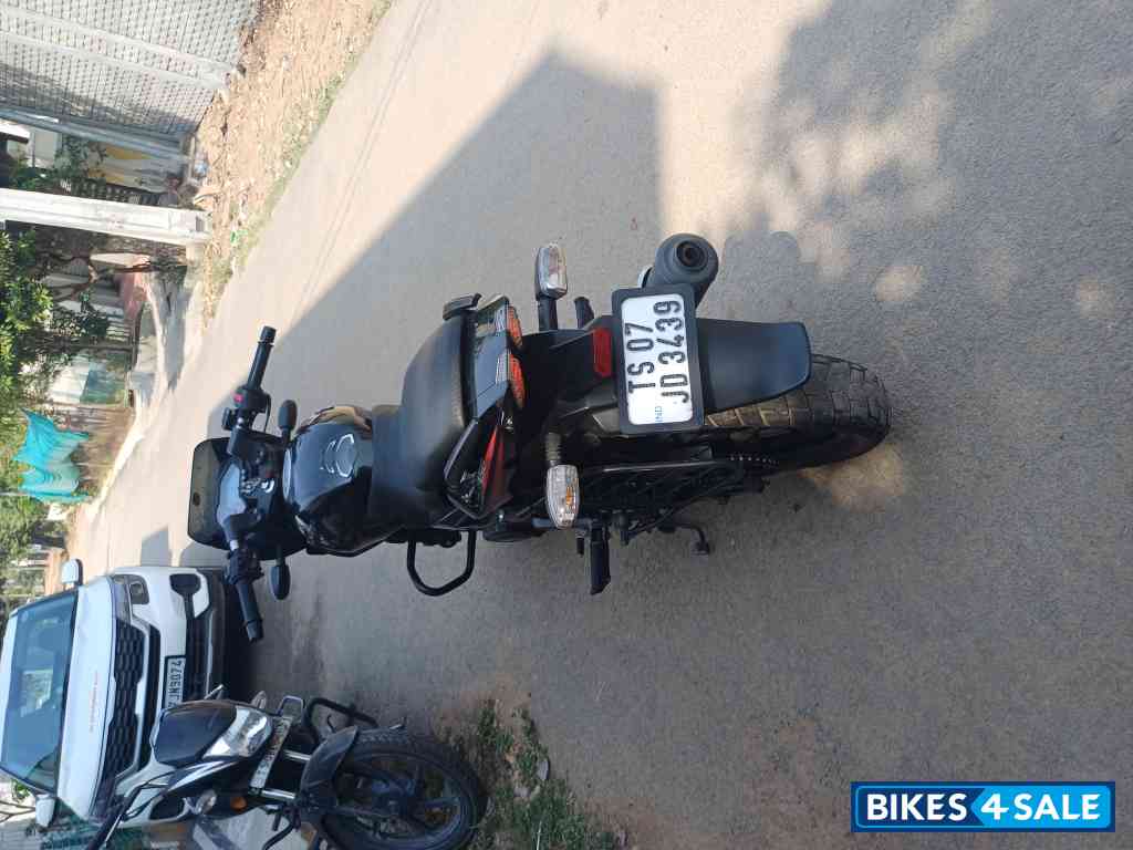 Black Red Bajaj Pulsar 150 Twin Disc BS6