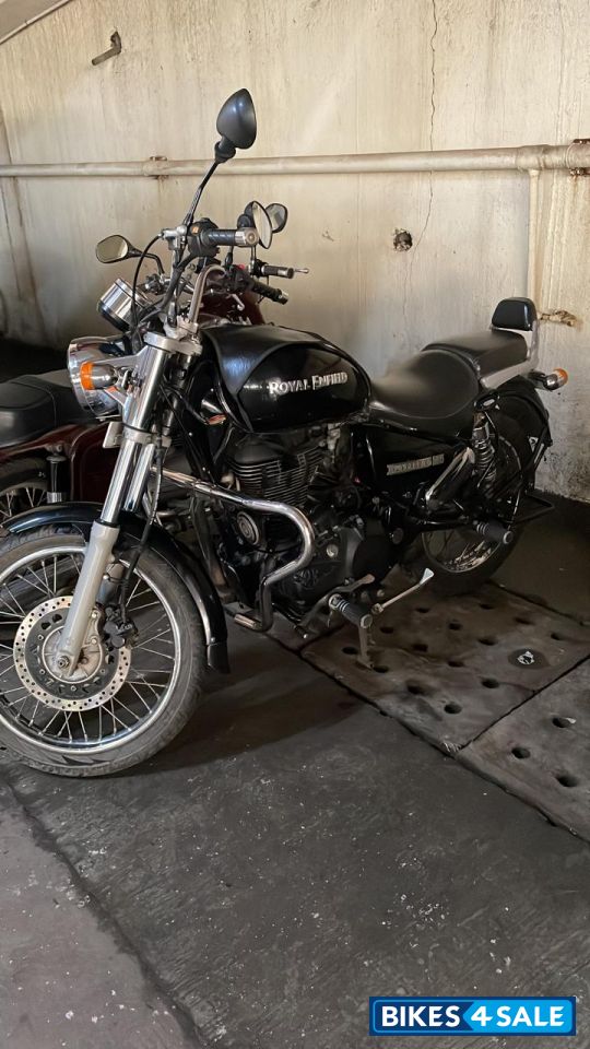 Royal Enfield Thunderbird